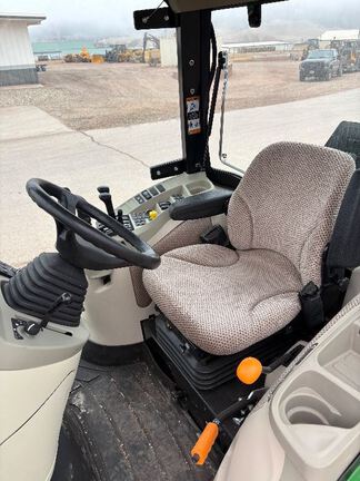 2017 John Deere 4066R Tractor Compact