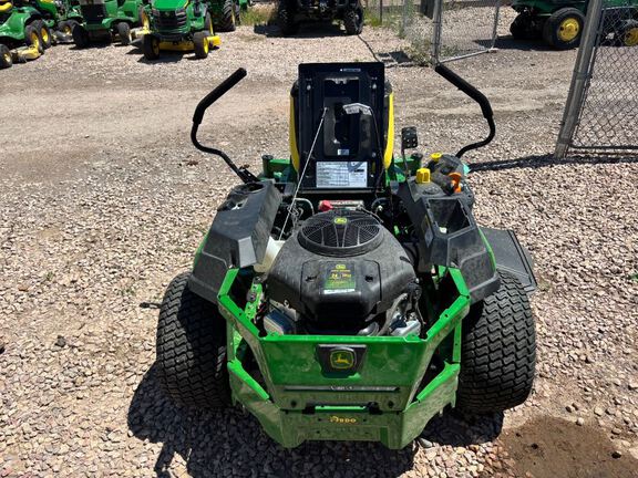 2026 John Deere Z325E Mower/Zero Turn