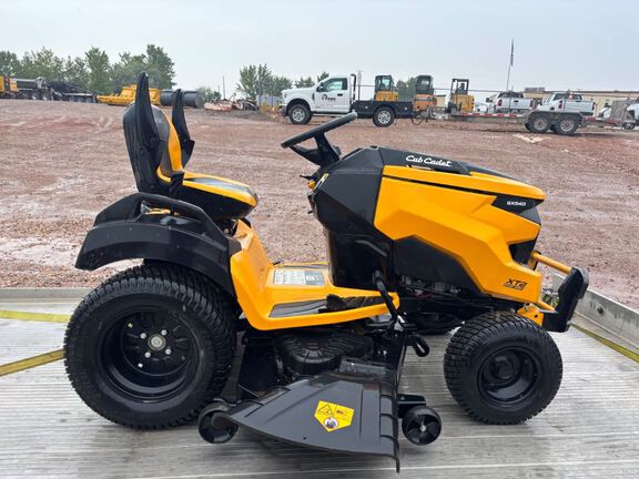 2024 Cub Cadet XT2 Garden Tractor