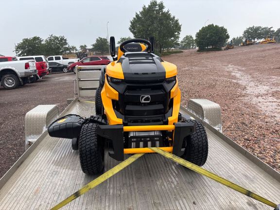 2024 Cub Cadet XT2 Garden Tractor