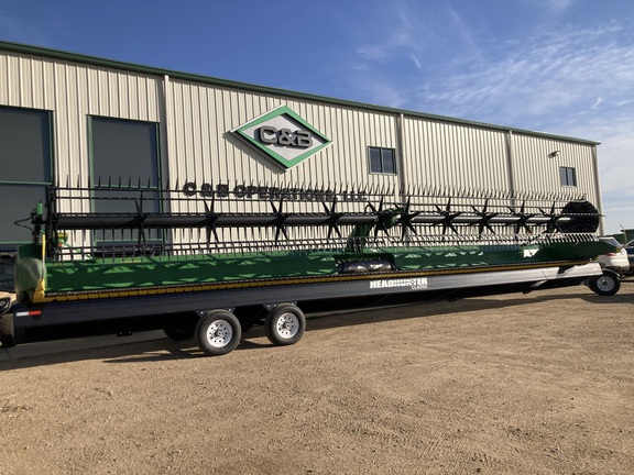 2020 John Deere 745FD Header Combine