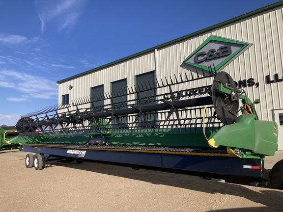 2020 John Deere 745FD Header Combine