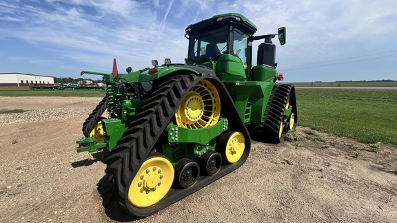 2023 John Deere 9RX 590 Tractor Rubber Track