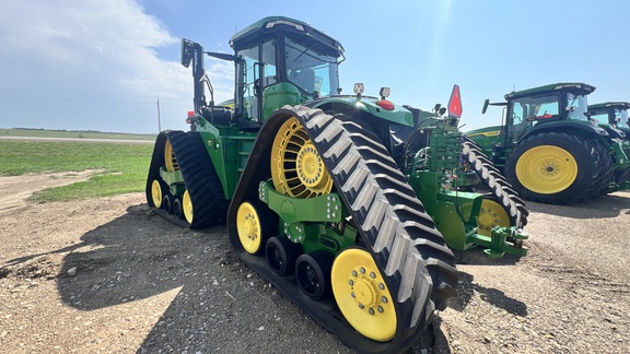 2023 John Deere 9RX 590 Tractor Rubber Track