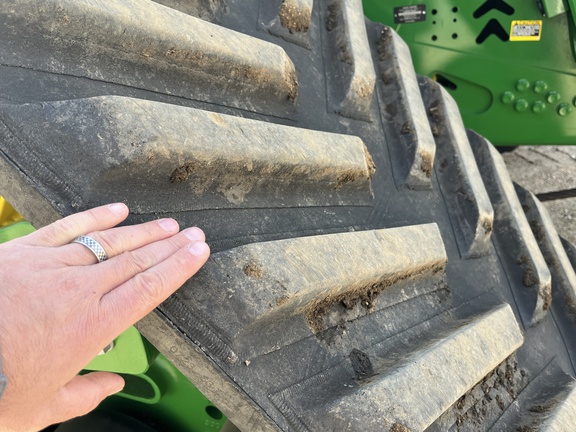 2023 John Deere 9RX 590 Tractor Rubber Track