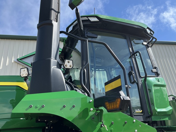 2023 John Deere 9RX 590 Tractor Rubber Track