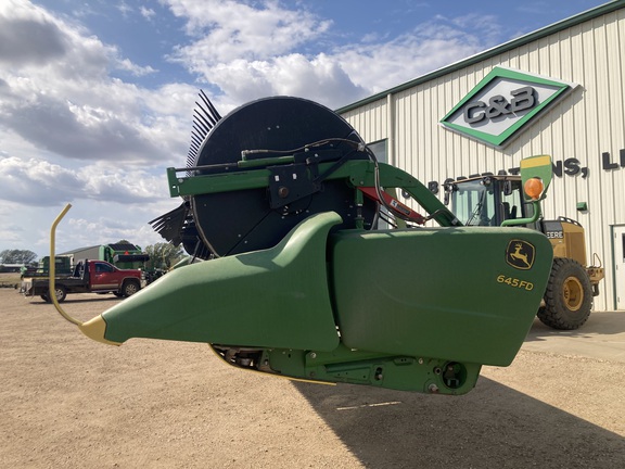 2015 John Deere 645FD Header Combine