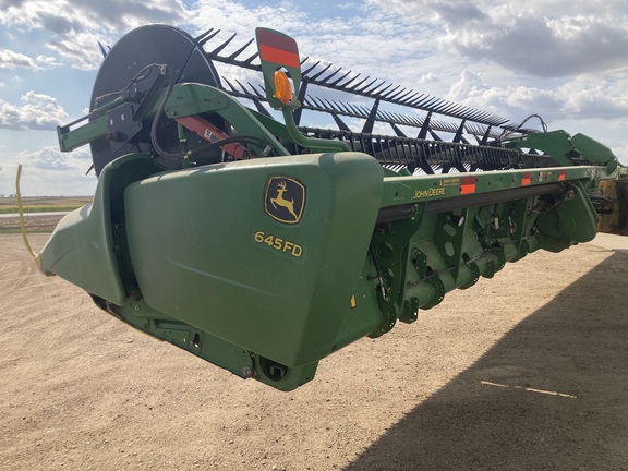 2015 John Deere 645FD Header Combine