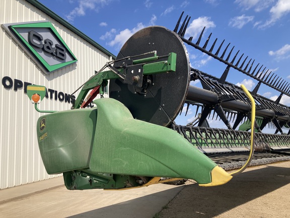 2015 John Deere 645FD Header Combine