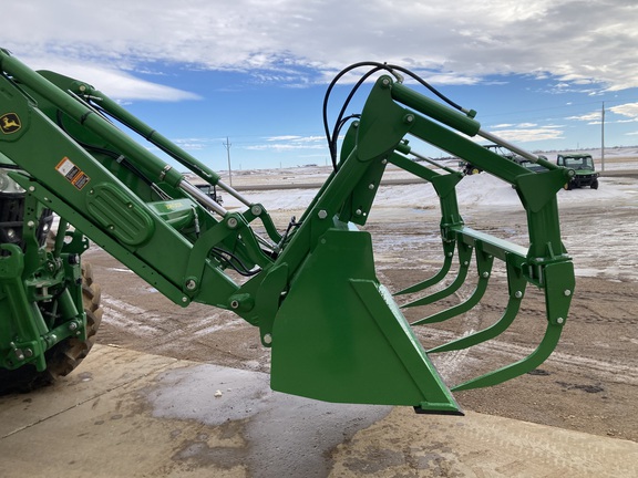 2023 John Deere 640R Loader