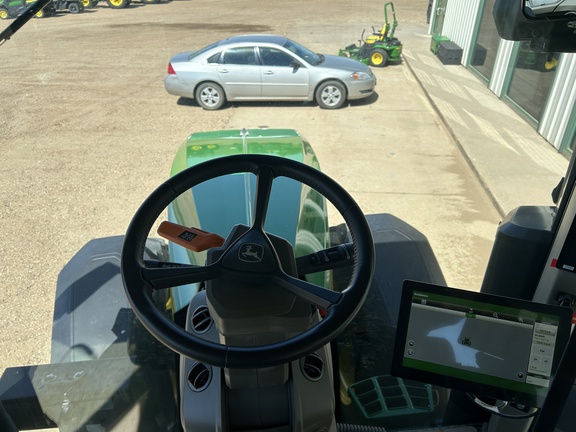 2024 John Deere 7R 210 Tractor