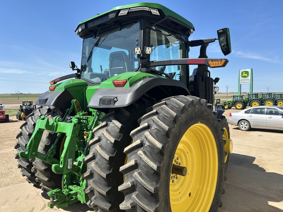 2024 John Deere 7R 210 Tractor