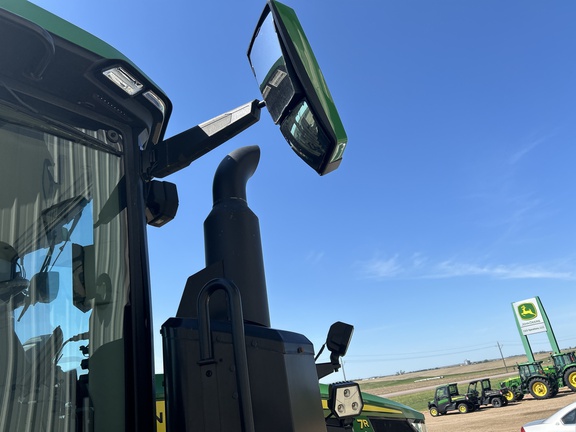 2024 John Deere 7R 210 Tractor
