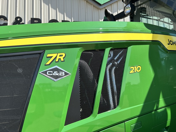 2024 John Deere 7R 210 Tractor