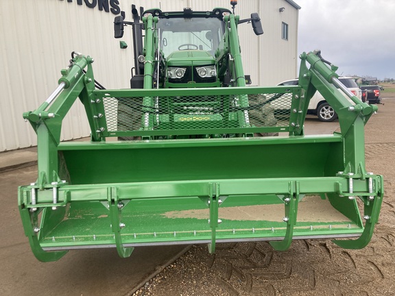 2023 John Deere 640R Loader