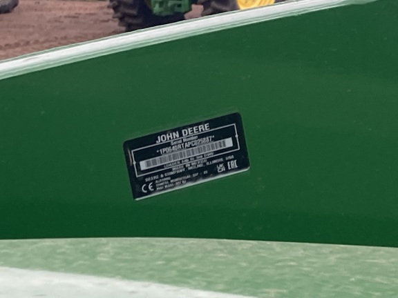 2023 John Deere 640R Loader