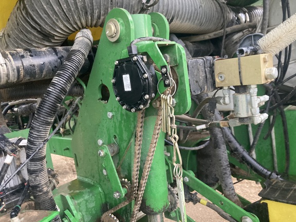 2012 John Deere 1770NT CCS Planter