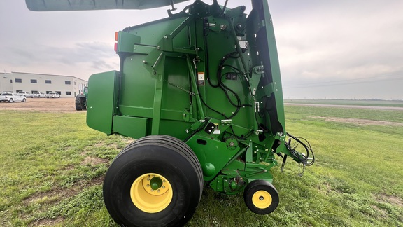 2013 John Deere 569 Premium Baler/Round