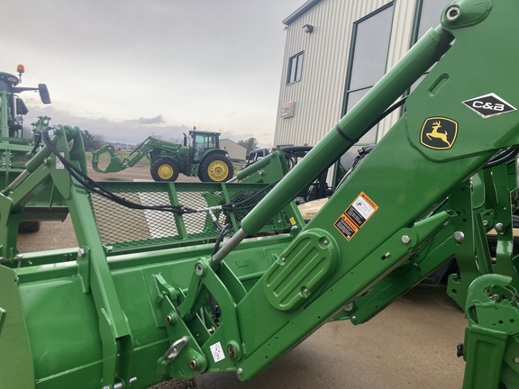 2023 John Deere 640R Loader