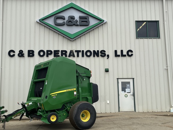 2022 John Deere 560M Baler/Round