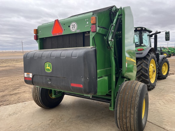 2022 John Deere 560M Baler/Round