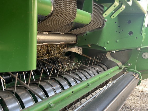 2020 John Deere 560M Baler/Round