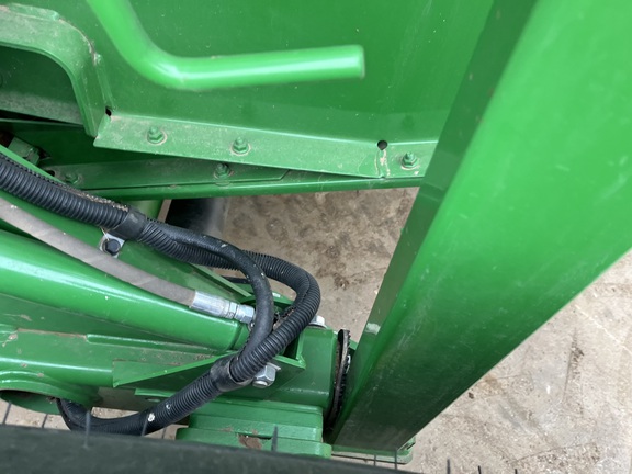 2020 John Deere 560M Baler/Round