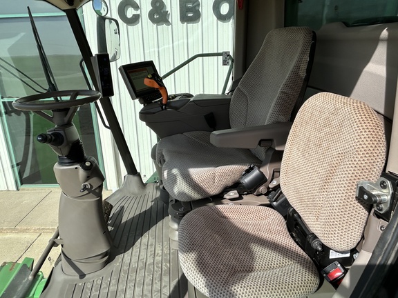 2022 John Deere S780 Combine
