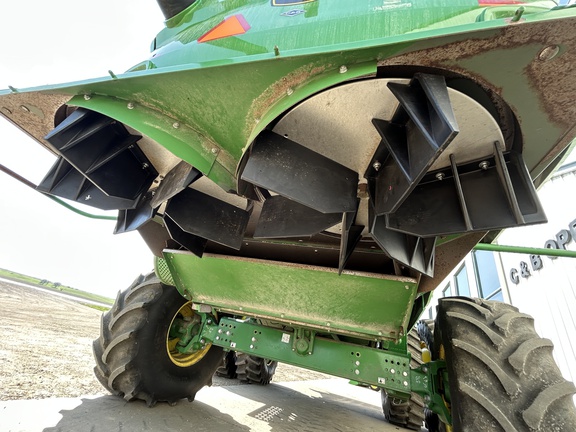 2022 John Deere S780 Combine