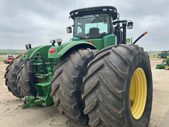 2014 John Deere 9460R Tractor 4WD