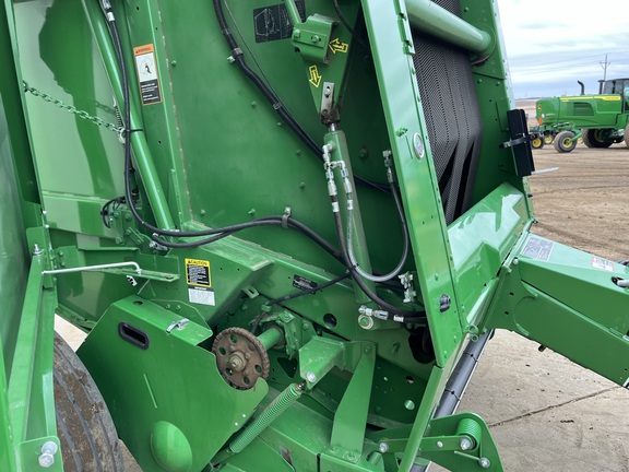 2023 John Deere 560M Baler/Round