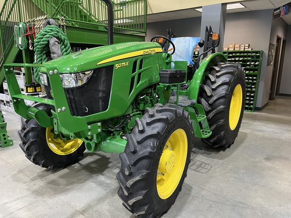 2024 John Deere 5075E Tractor