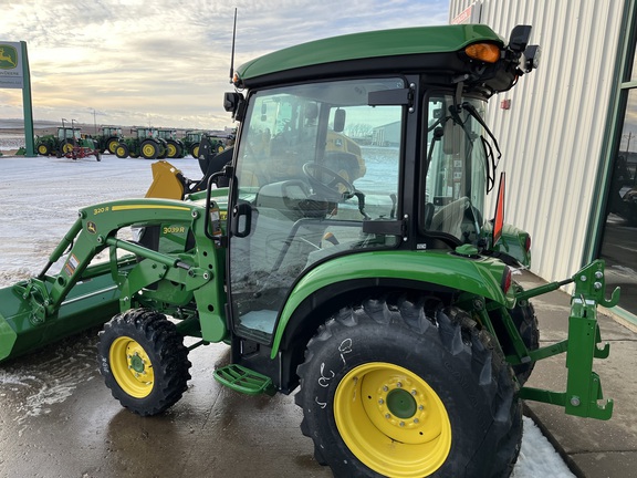 2024 John Deere 3039R Tractor Compact