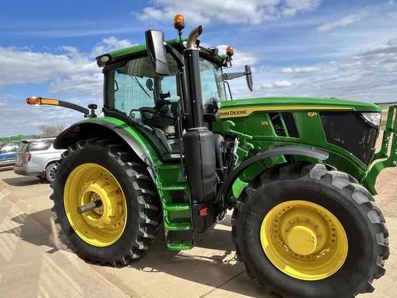 2024 John Deere 6R 215 Tractor