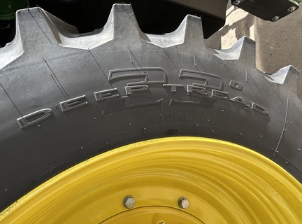 2024 John Deere 6R 215 Tractor