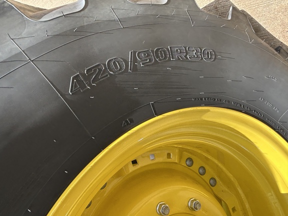2024 John Deere 6R 215 Tractor