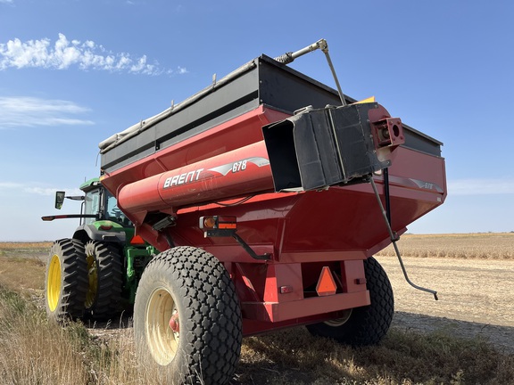 2013 Brent 678 Grain Cart