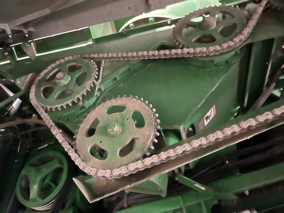 2015 John Deere S680 Combine