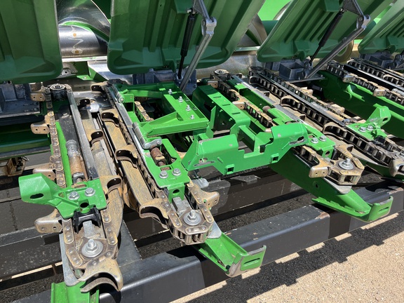 2019 John Deere 712FC Header Corn Head