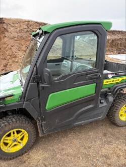 2023 John Deere XUV 835R ATV