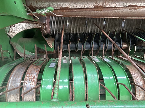 2021 John Deere 560M Baler/Round