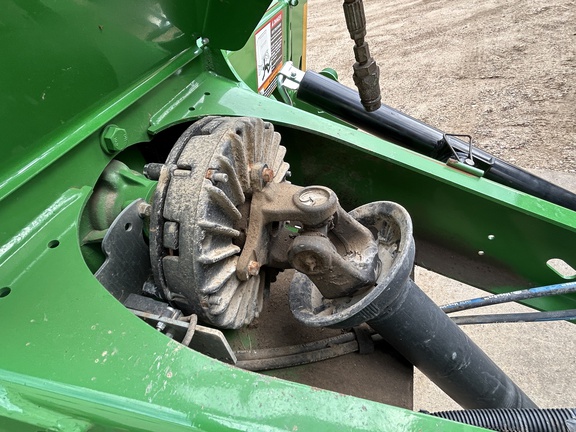 2021 John Deere 560M Baler/Round