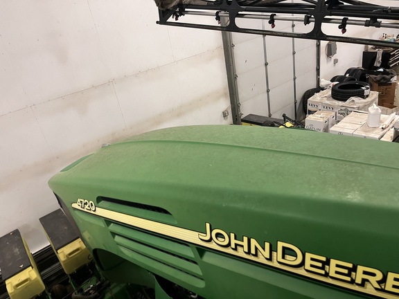 2005 John Deere 4720 Sprayer/High Clearance