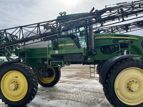 2005 John Deere 4720 Sprayer/High Clearance