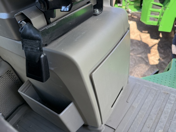 2024 John Deere 9R 540 Tractor 4WD
