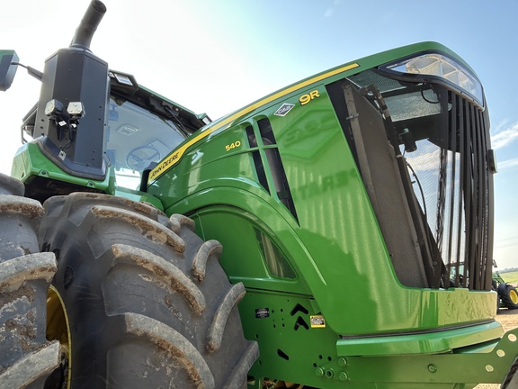 2024 John Deere 9R 540 Tractor 4WD