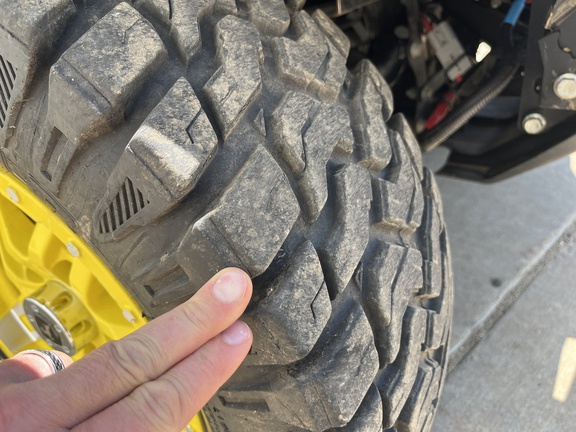 2022 John Deere XUV 835R ATV