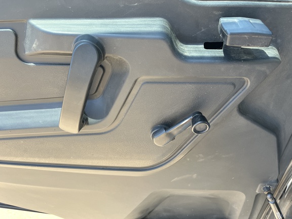 2022 John Deere XUV 835R ATV