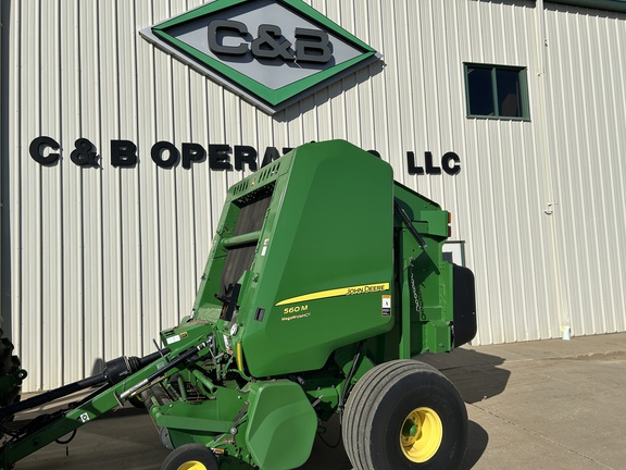 2019 John Deere 560M Precutter Baler/Round