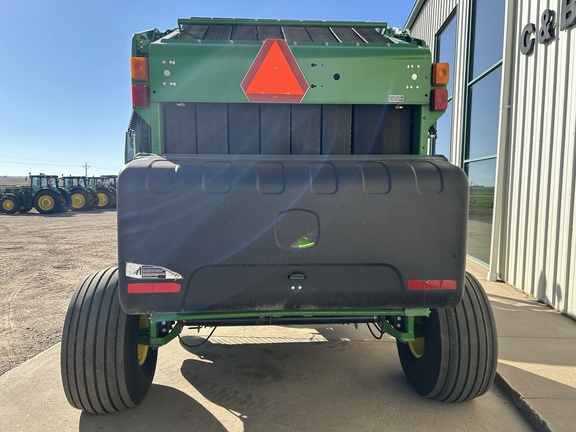 2019 John Deere 560M Precutter Baler/Round